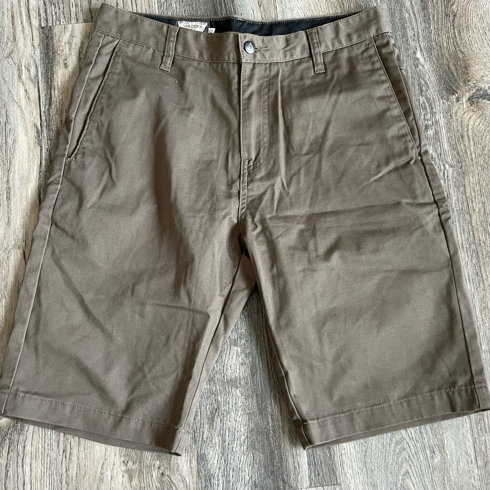 Volcom men’s shirts, size 30